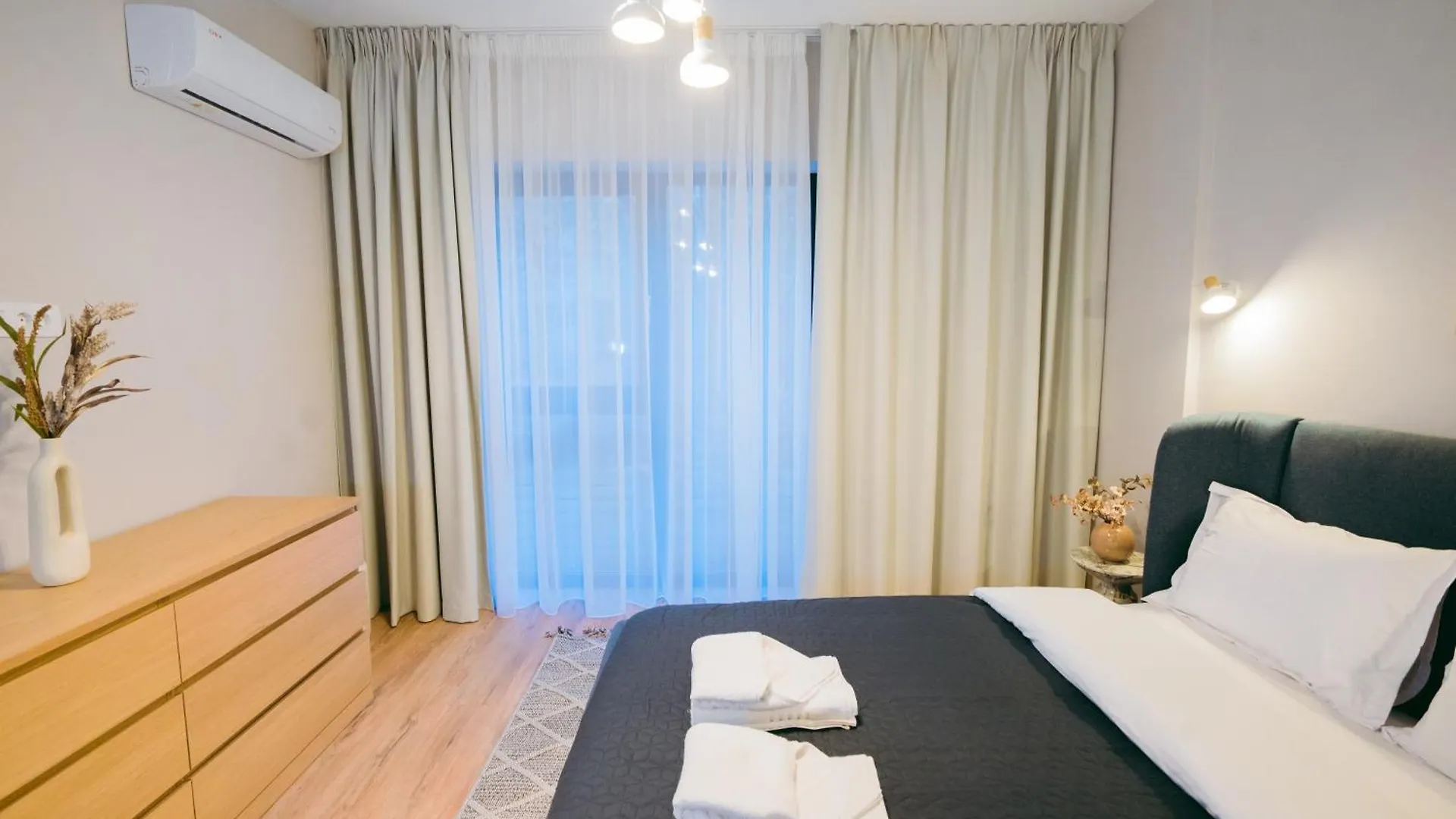 Metropolitan Marvel Apartment Bucharest