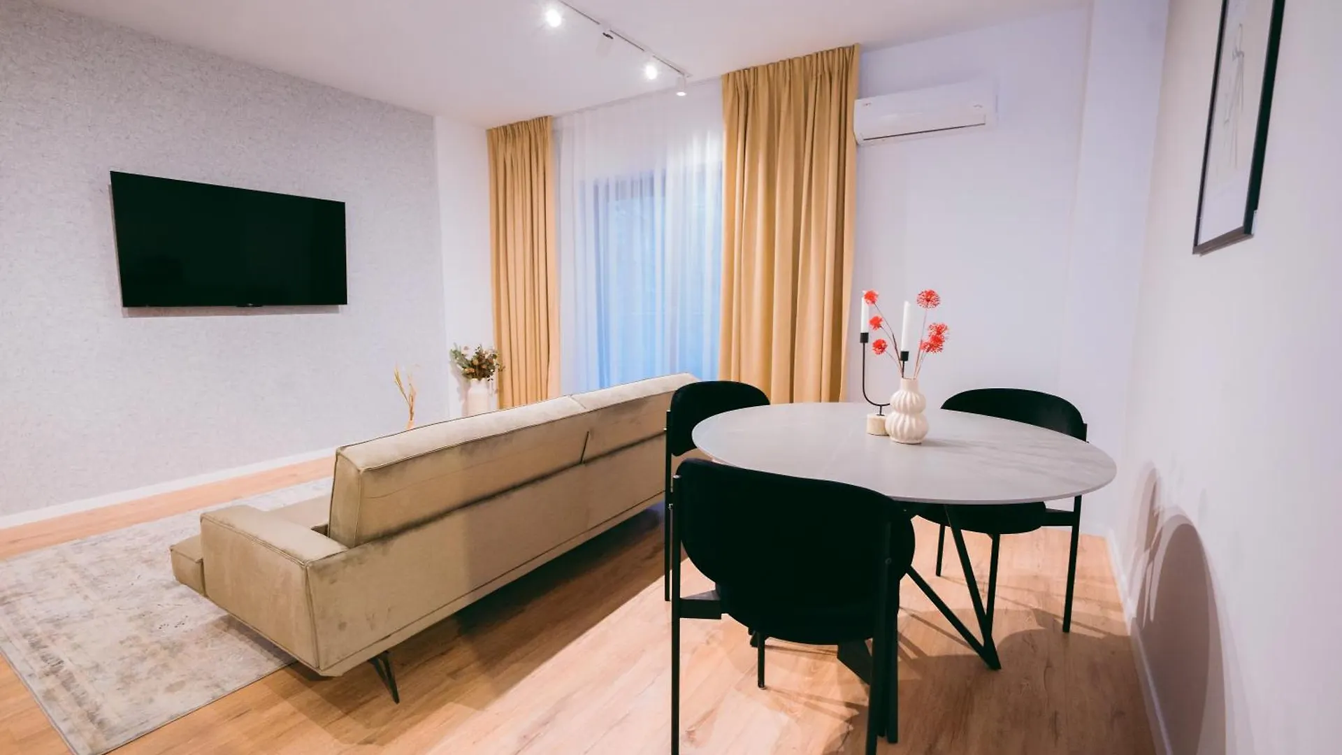 Metropolitan Marvel Apartment Bucharest